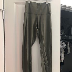 Lululemon leggings